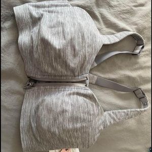 Victoria’s Secret Knockout sports bra 34DD